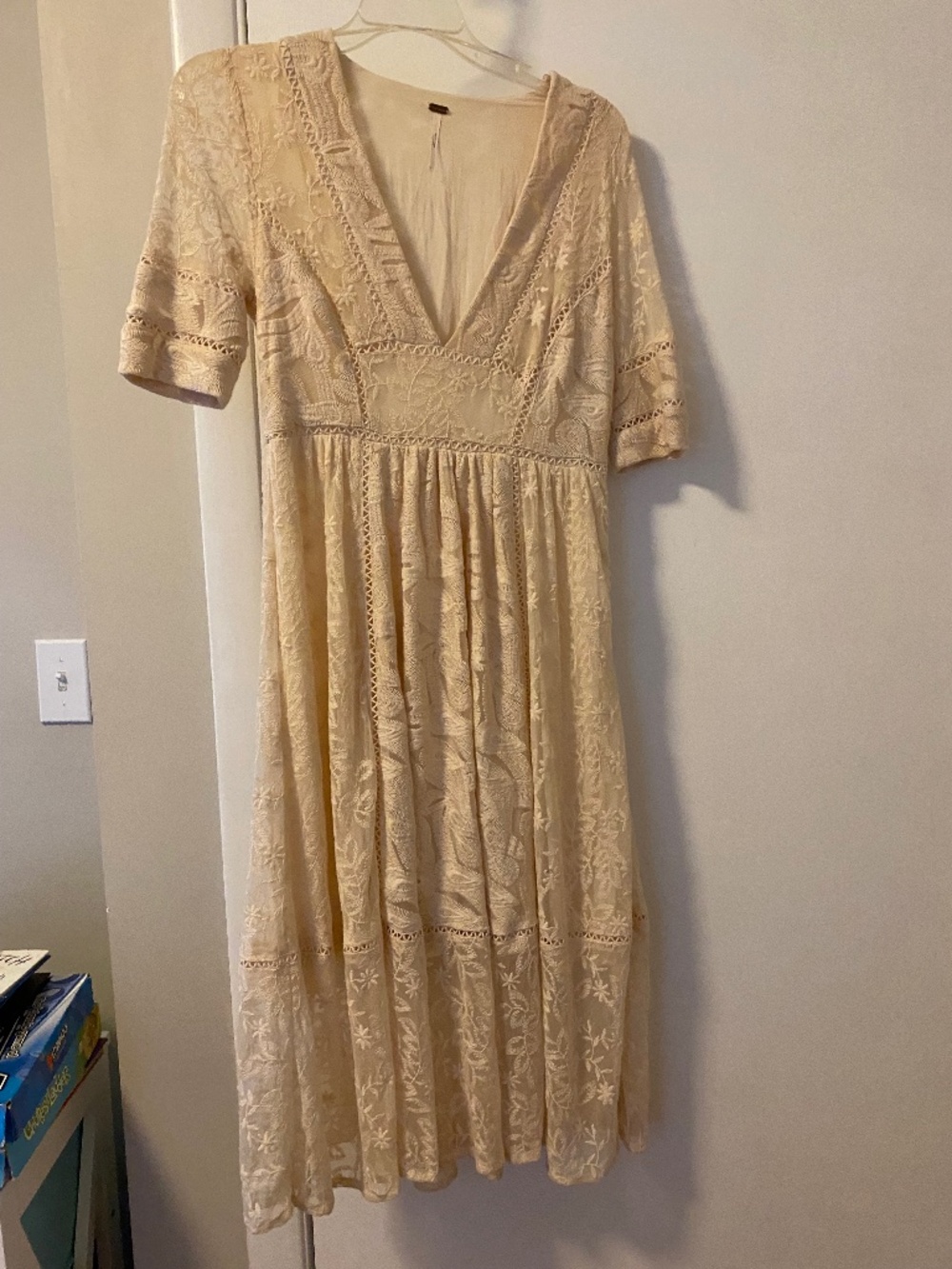 Free People cream lace dress size 2